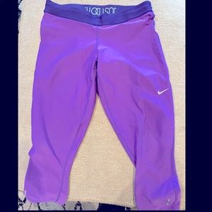 NIKE Dri-fit workout leggings